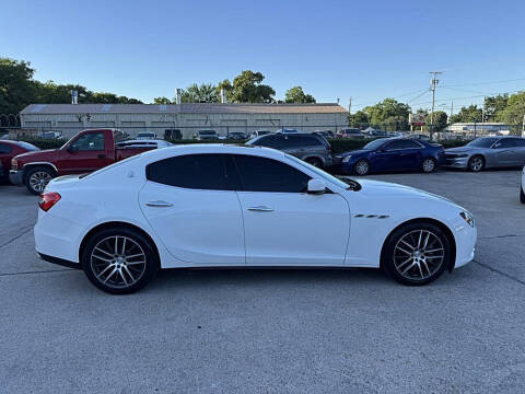 2016 Maserati Ghibli