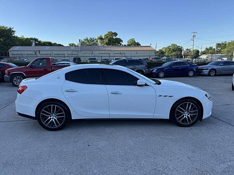 2016 Maserati Ghibli