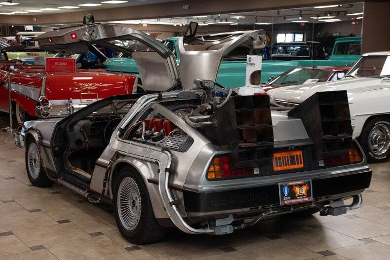 1981 DeLorean DMC-12