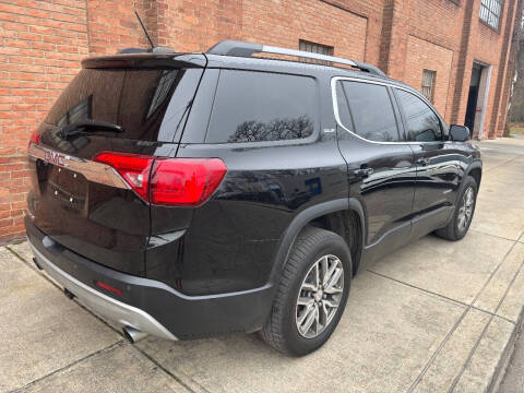 2018 GMC Acadia SLE-2