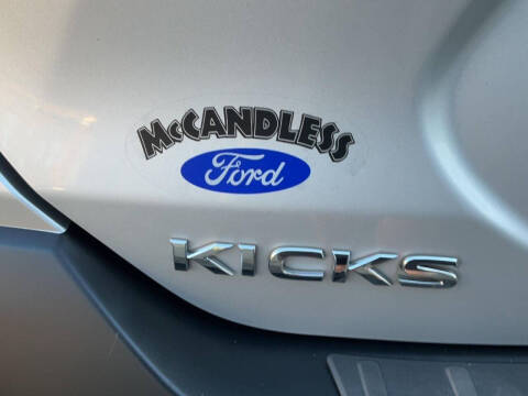 2020 Nissan Kicks SR