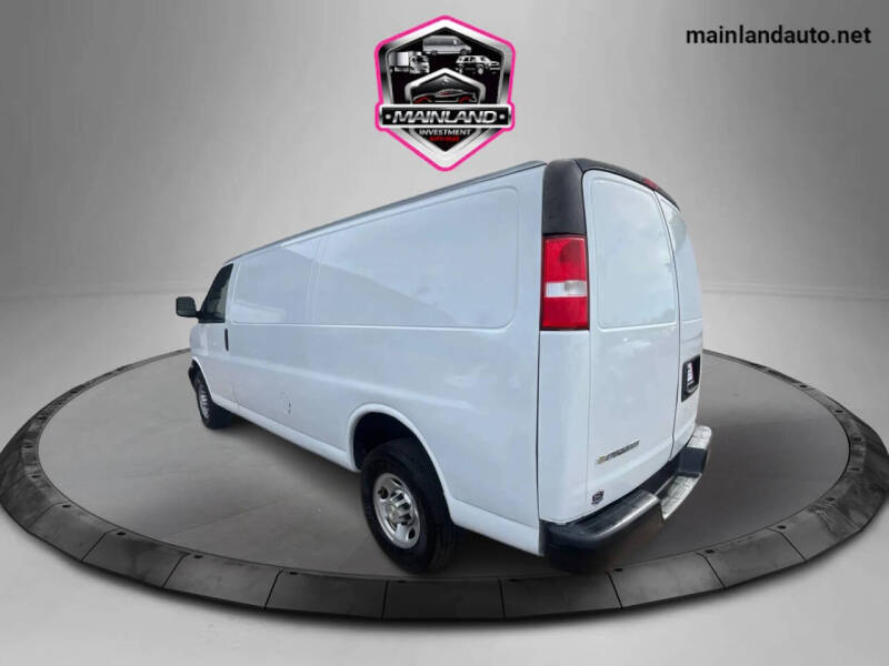 2021 Chevrolet Express 2500