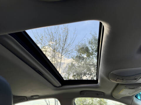 2015 Infiniti Q70 3.7