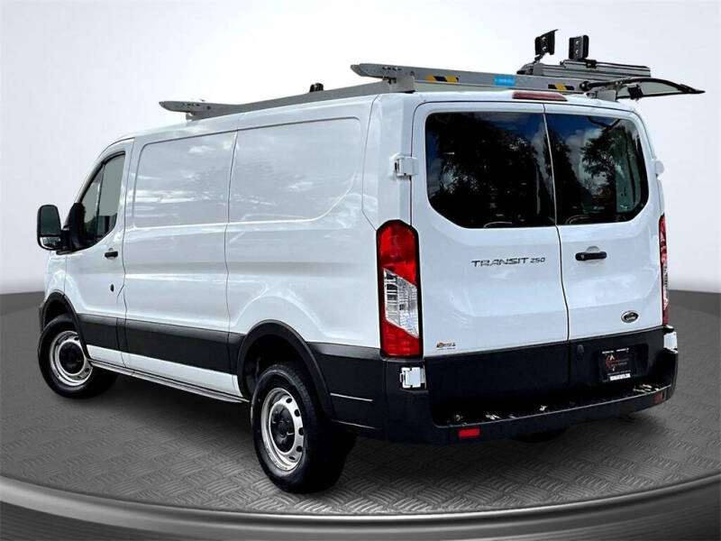 2020 Ford Transit