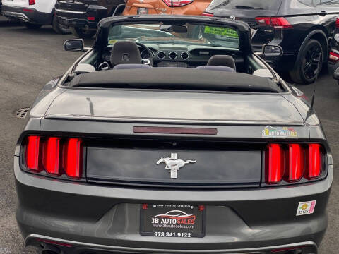 2017 Ford Mustang V6
