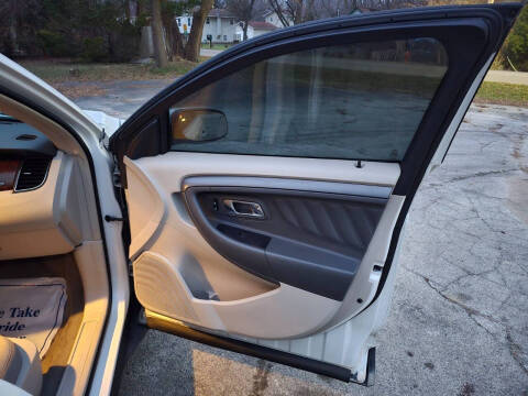 2010 Ford Taurus SEL