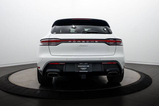 2025 Porsche Macan