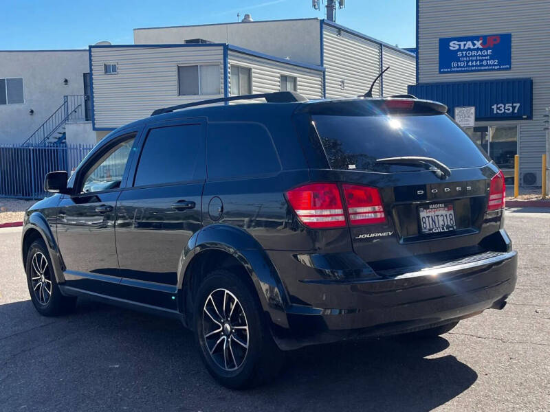 2018 Dodge Journey SE