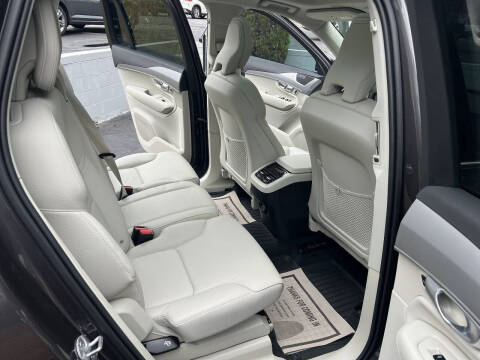 2024 Volvo XC90 B5 Core Bright Theme