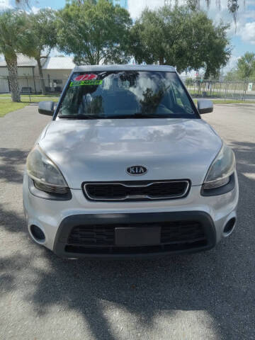 2012 Kia Soul +