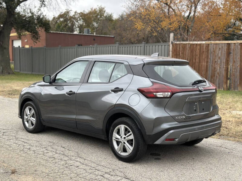 2023 Nissan Kicks S