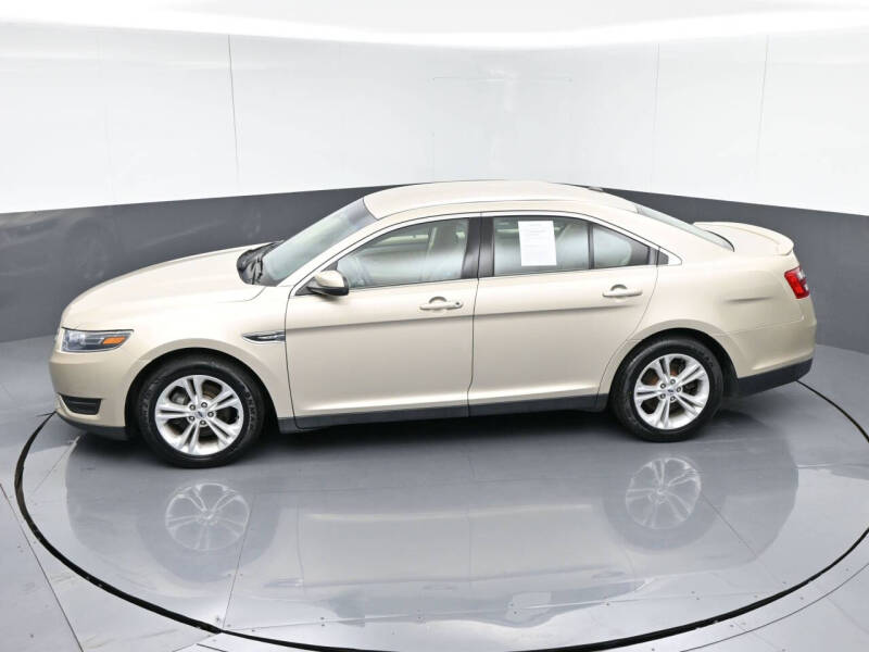 2017 Ford Taurus SEL