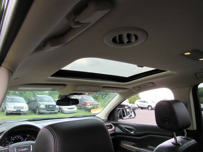 2021 GMC Acadia Denali