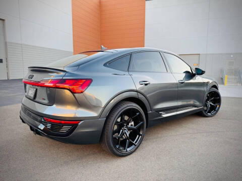 2024 Audi Q8 Sportback e-tron quattro Premium S line