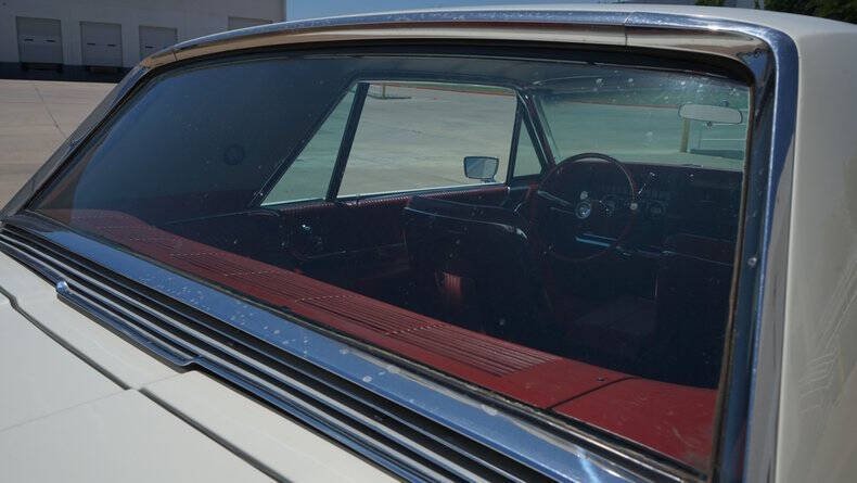 1965 Ford Thunderbird