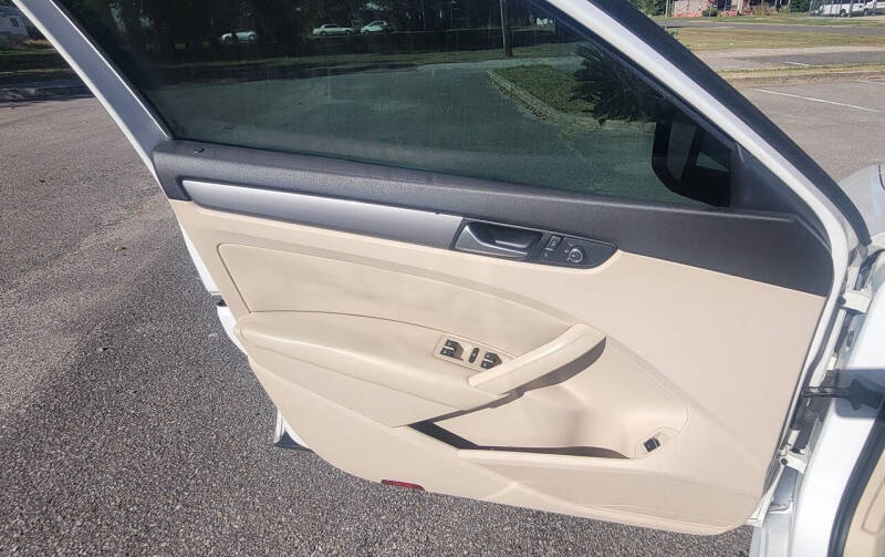 2015 Volkswagen Passat 1.8T S