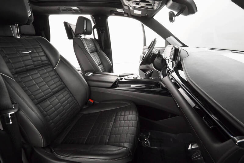 2023 Cadillac Escalade-V