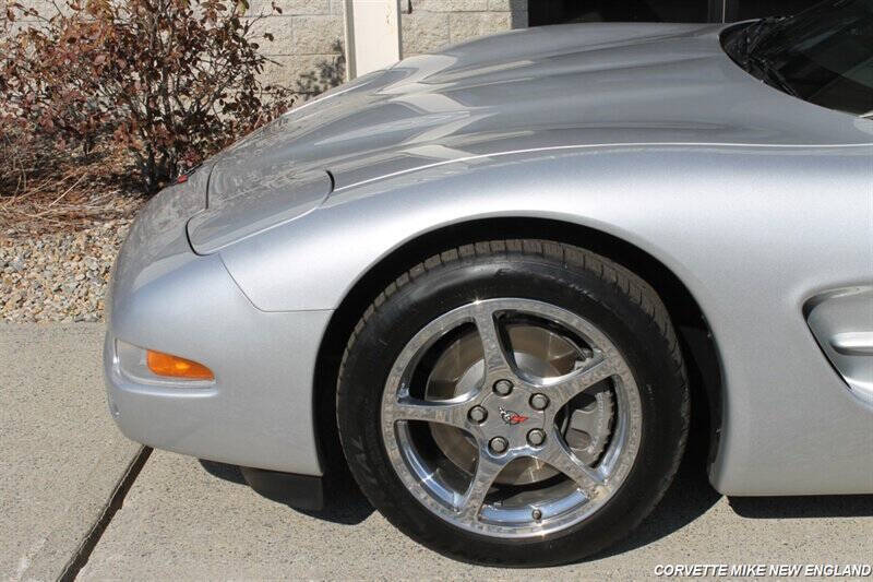 2001 Chevrolet Corvette 22