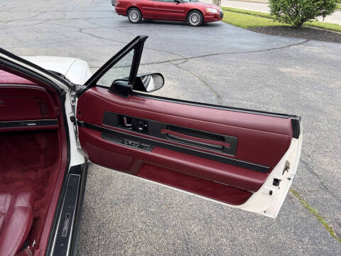 1990 Buick Reatta