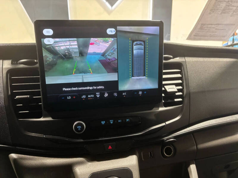 2022 Ford E-Transit 350