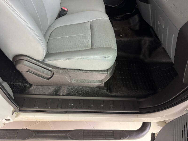 2011 Ford F-350 Super Duty XL