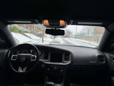 2013 Dodge Charger SXT