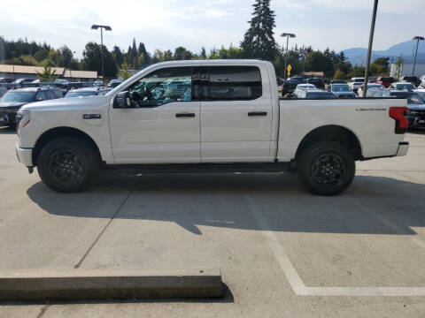 2025 Ford F-150 Lightning XLT