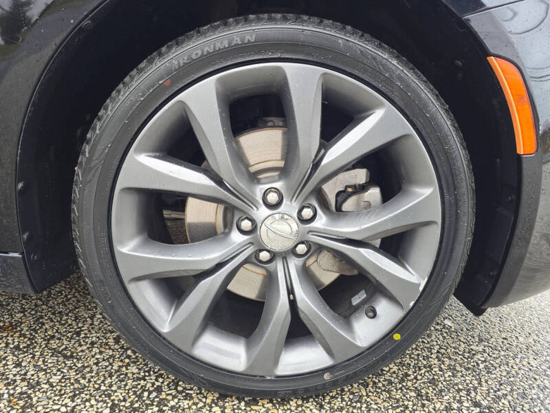 2016 Chrysler 200