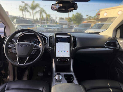 2021 Ford Edge