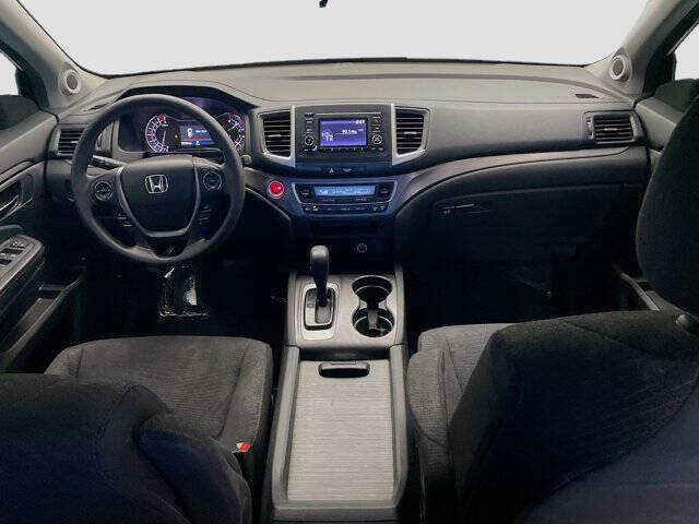 2017 Honda Pilot LX