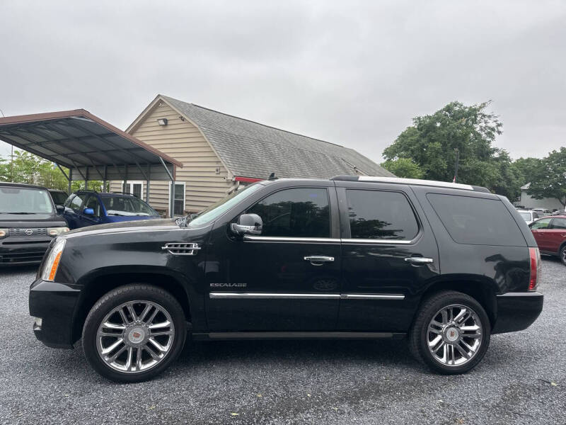 2012 Cadillac Escalade Platinum Edition