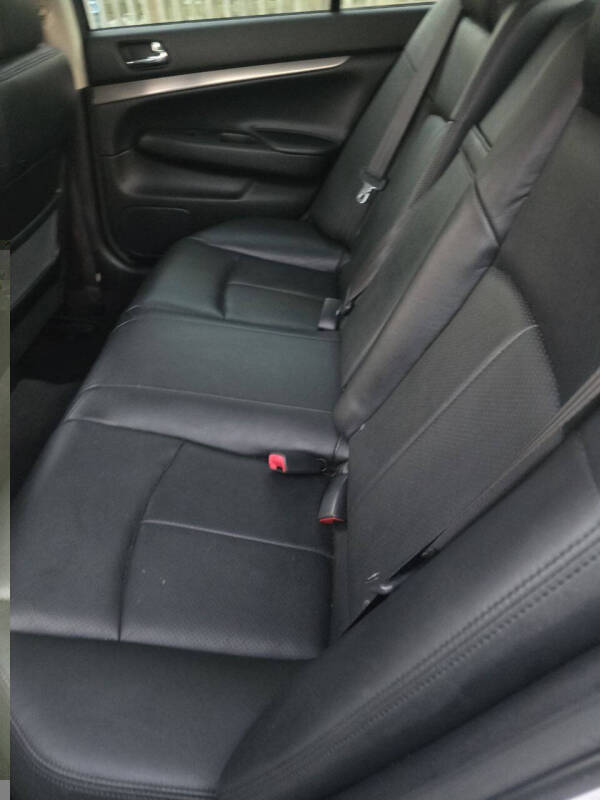 2012 Infiniti G37 Sedan x