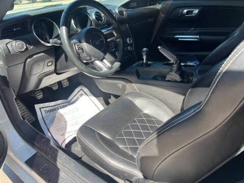 2019 Ford Mustang EcoBoost