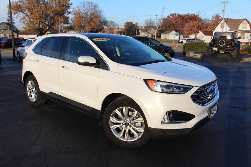 2023 Ford Edge Titanium