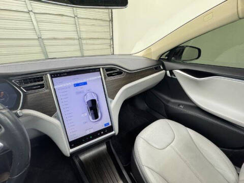 2015 Tesla Model S