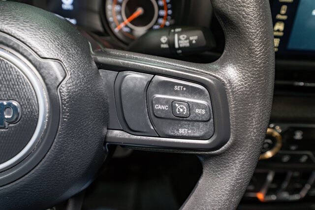 2025 Jeep Gladiator NightHawk