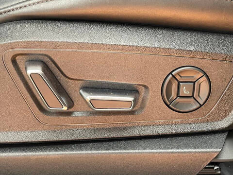 2019 Audi e-tron quattro Prestige