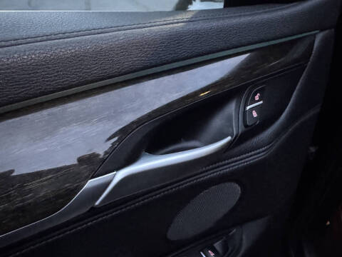 2017 BMW X6 xDrive50i