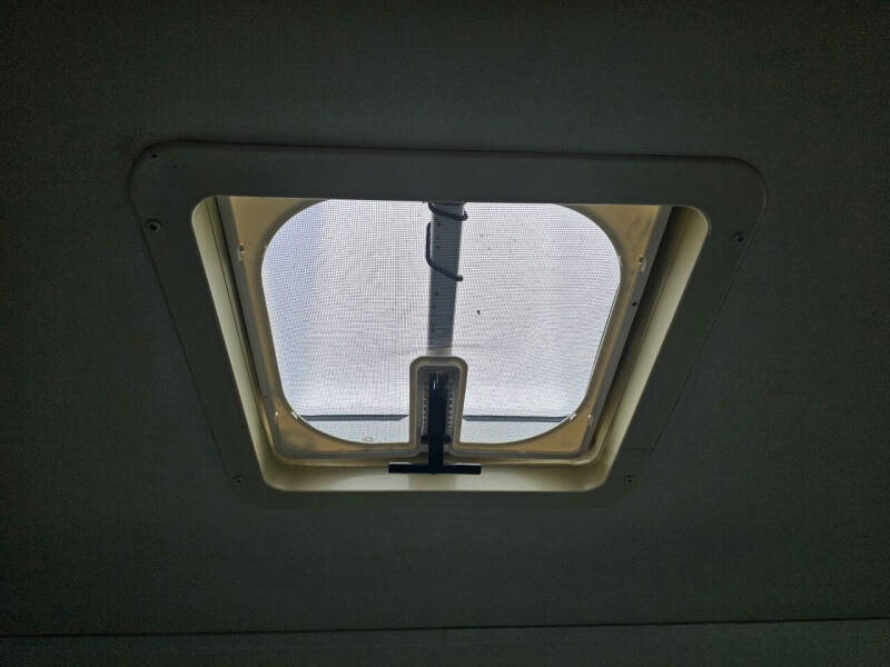 2015 FORD ECONOLINE E450 CLASS C THOR MAJESTIC 28A MOTORHOME