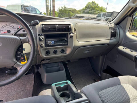 2004 Ford Explorer Sport Trac
