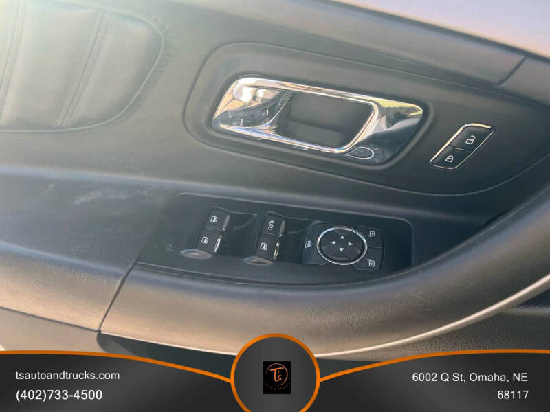 2015 Ford Taurus SEL