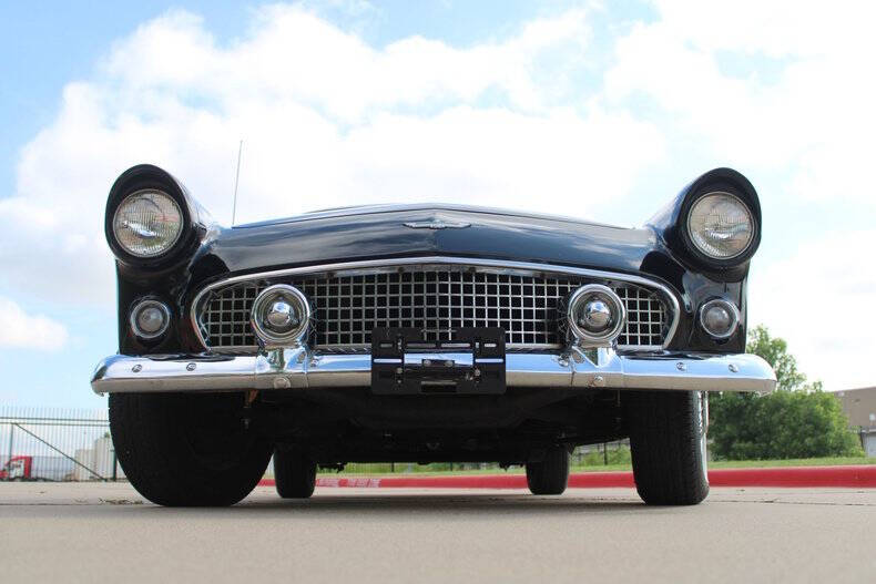 1956 Ford Thunderbird