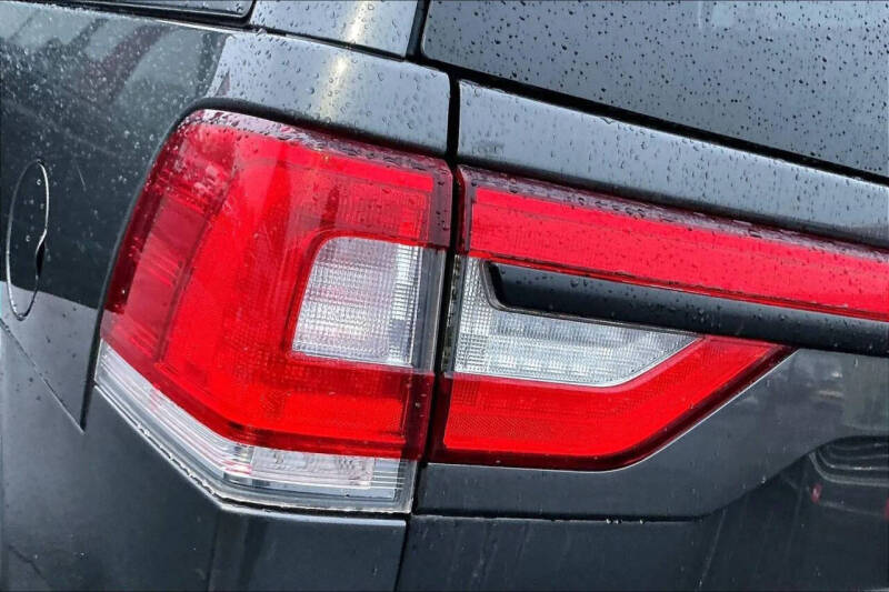 2017 Lincoln Navigator L Select