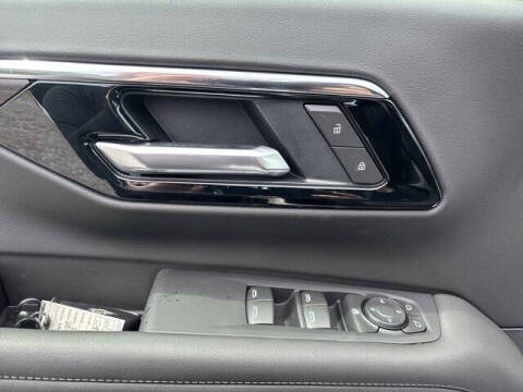 2025 Chevrolet Tahoe LS