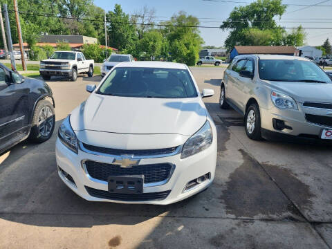 2014 Chevrolet Malibu for sale at Cicero Auto Sales LLC in Des Moines IA