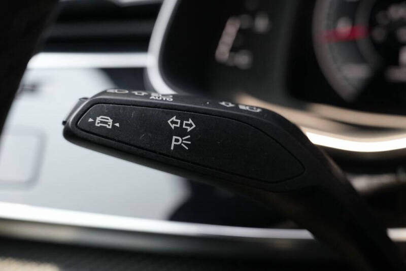 2022 Audi SQ8 4.0T quattro Prestige