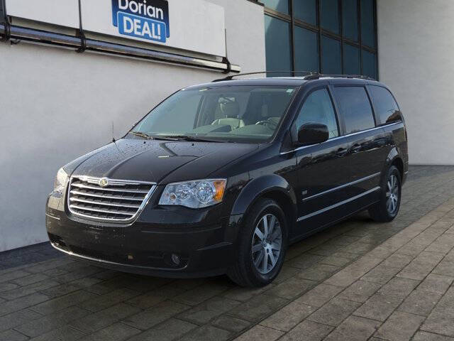 2009 Chrysler Town and Country Touring