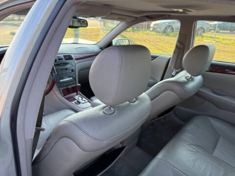2004 Lexus ES 330