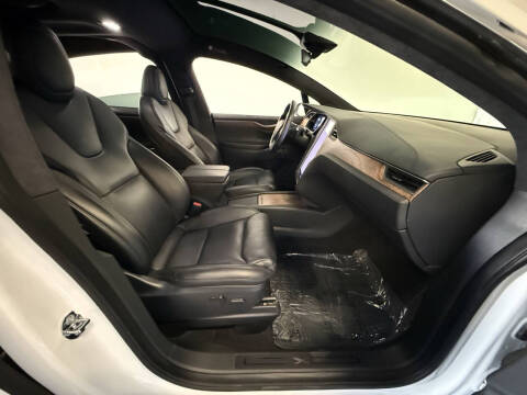 2020 Tesla Model X Long Range Plus