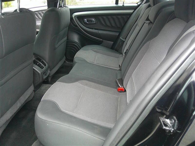 2018 Ford Taurus SEL